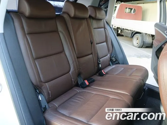 Volkswagen Tiguan — фото 13
