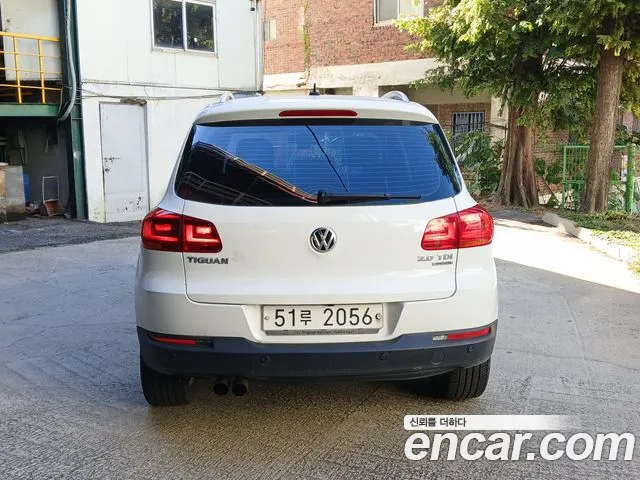 Volkswagen Tiguan — фото 5