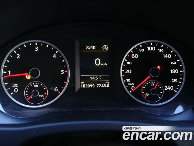 Volkswagen Tiguan — фото 7