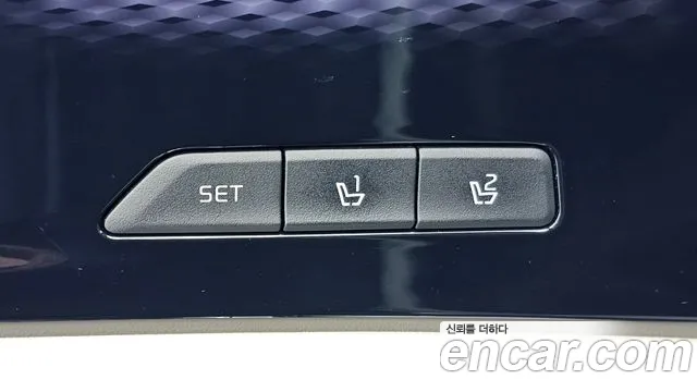 Kia Carnival — фото 15