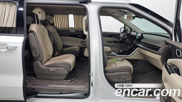 Kia Carnival — фото 26
