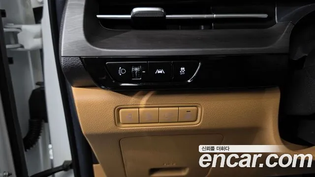 Kia Carnival — фото 28