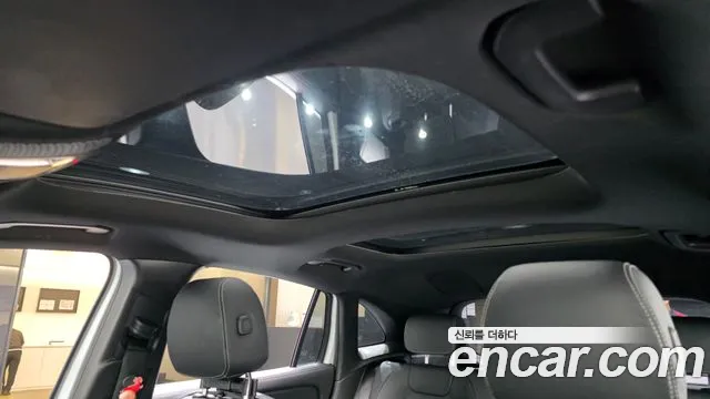 Mercedes-Benz EQA — фото 18