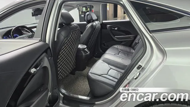 Hyundai Grandeur — фото 11