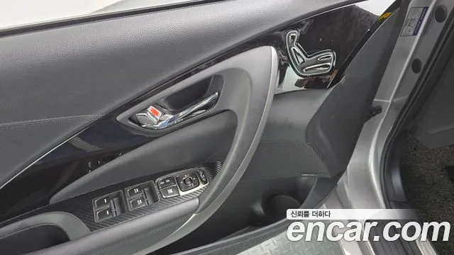 Hyundai Grandeur — фото 18