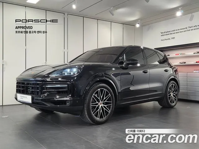 Porsche Cayenne — фото 1