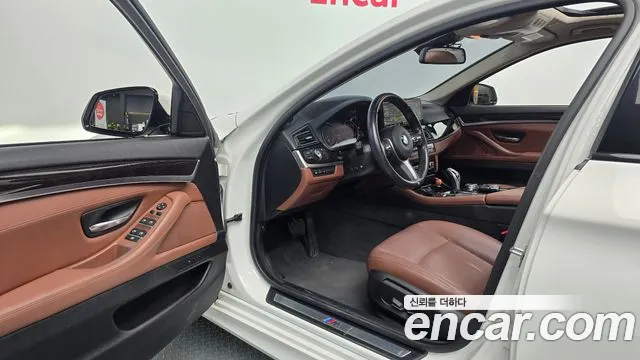 BMW 5-Series — фото 9