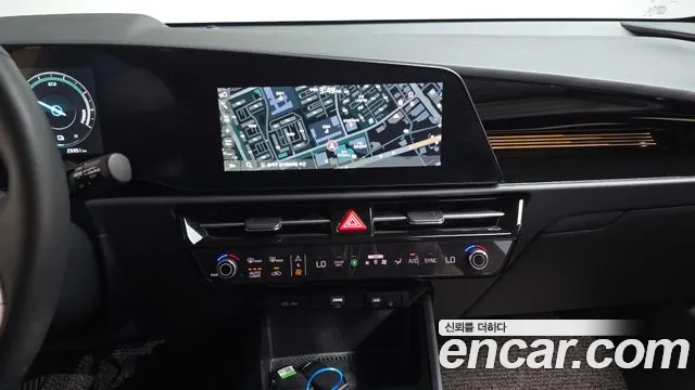 Kia Niro — фото 13