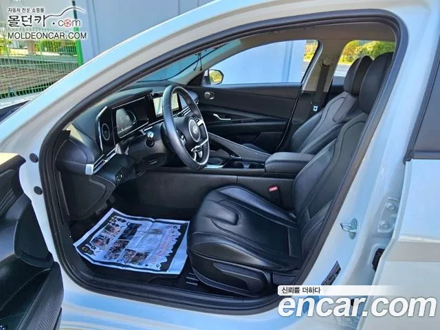 Hyundai Avante — фото 15