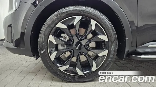 Kia Sorento — фото 4