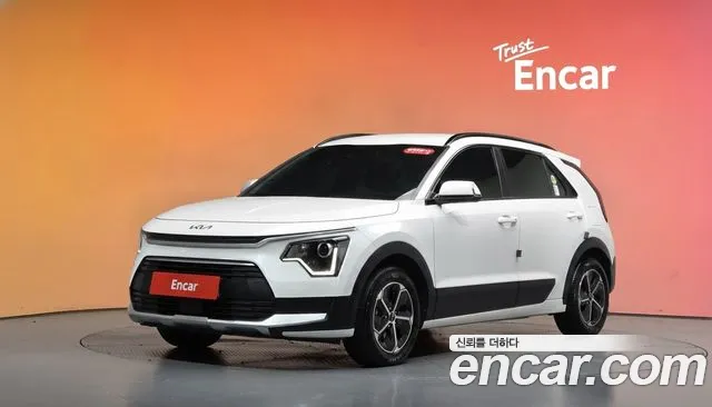 Kia Niro — фото 20