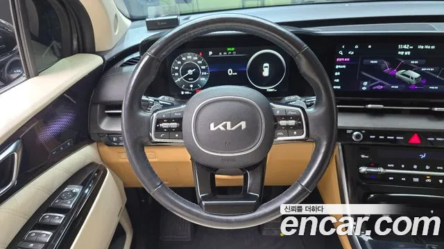 Kia Carnival — фото 13