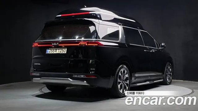 Kia Carnival — фото 2