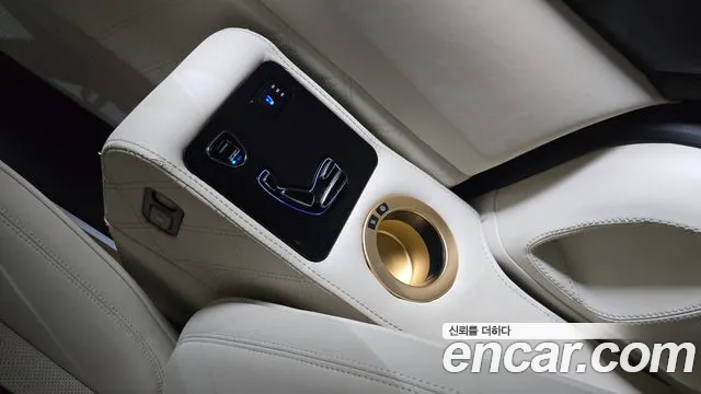 Kia Carnival — фото 29
