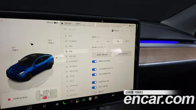 Tesla Model Y — фото 27