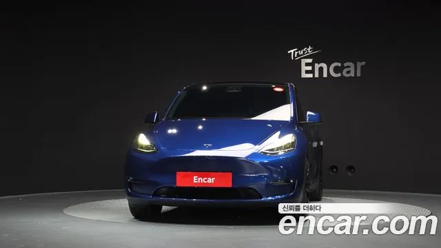 Tesla Model Y — фото 3