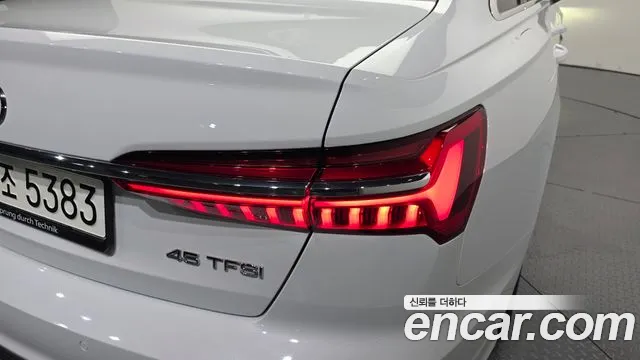 Audi A6 — фото 23