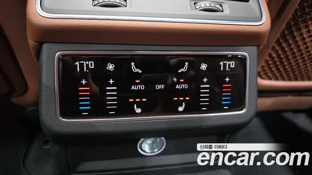 Audi A6 — фото 27