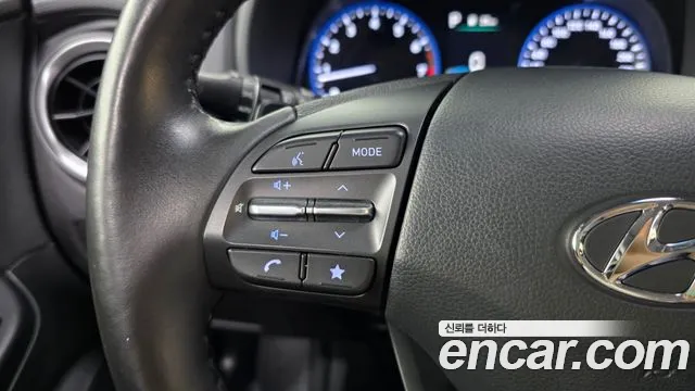 Hyundai Kona — фото 29