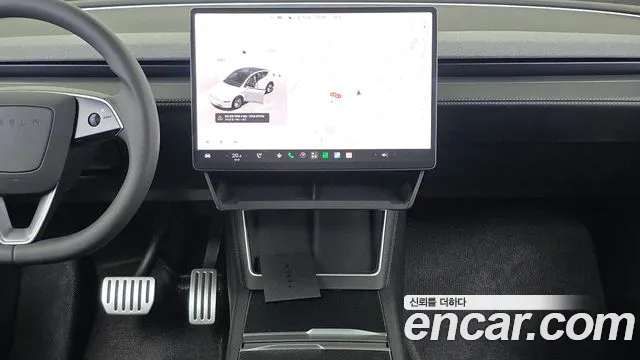 Tesla Model Y — фото 14