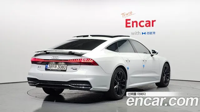 Audi A7 — фото 1