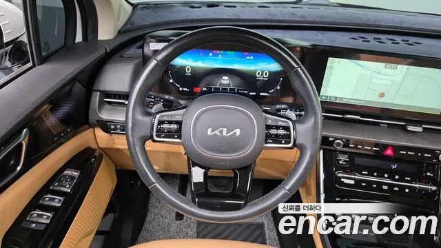 Kia Carnival — фото 12