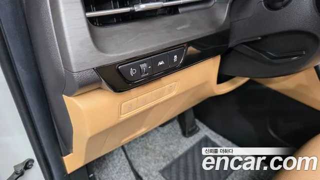 Kia Carnival — фото 17