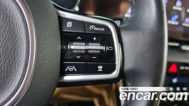 Kia Carnival — фото 18