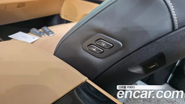 Kia Carnival — фото 29