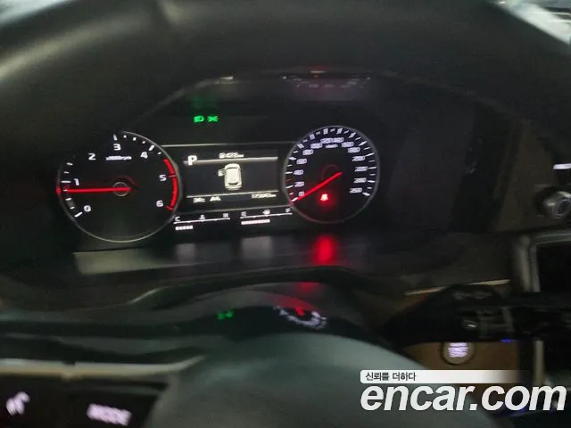 Kia Sorento — фото 12