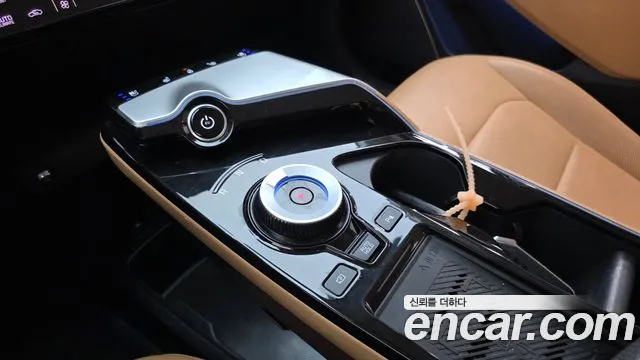 Kia EV6 — фото 8