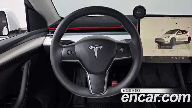 Tesla Model Y — фото 12