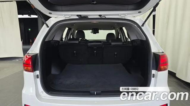 Kia Sorento — фото 17