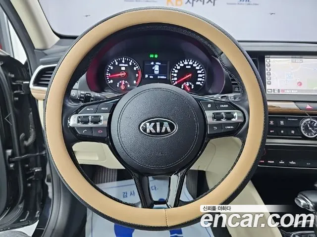 Kia K7 — фото 10