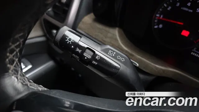 Kia Sorento — фото 15