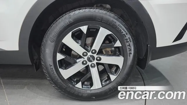 Kia Sorento — фото 21
