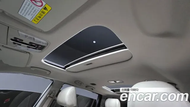 Kia Carnival — фото 18