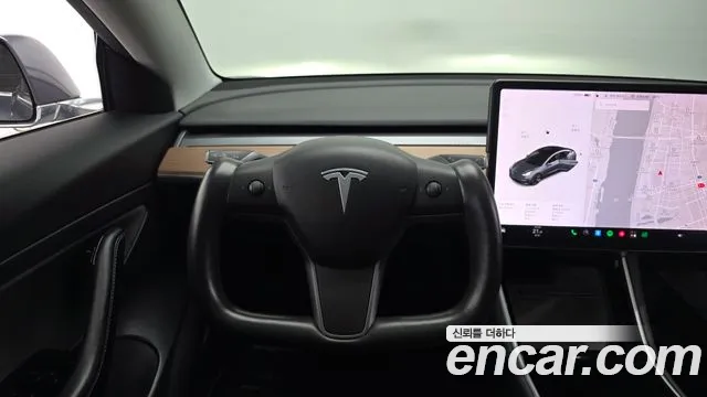Tesla Model 3 — фото 13