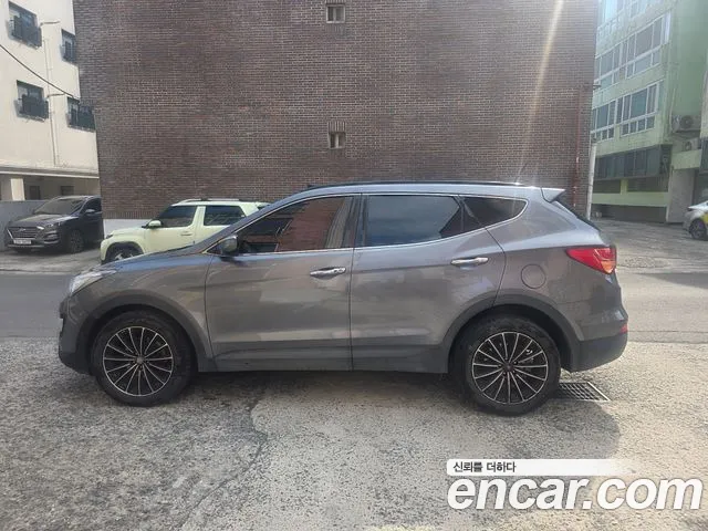 Hyundai Santa Fe — фото 14