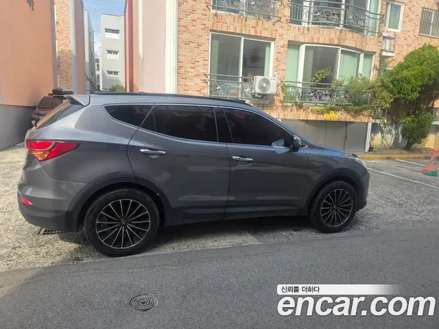 Hyundai Santa Fe — фото 4