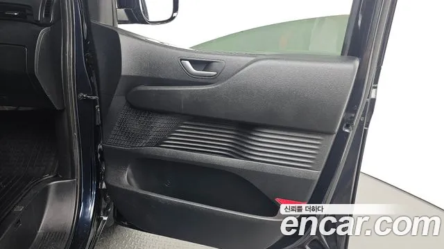 Hyundai Staria — фото 24