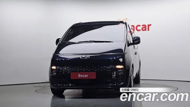Hyundai Staria — фото 3