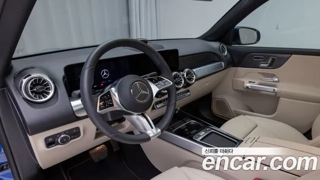 Mercedes-Benz GLB-Class — фото 13
