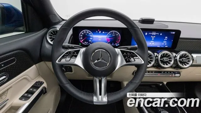 Mercedes-Benz GLB-Class — фото 20