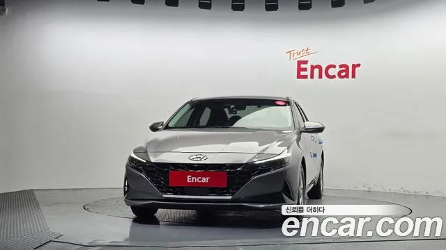 Hyundai Avante — фото 3