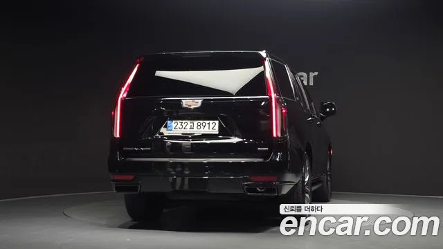 Cadillac Escalade — фото 4