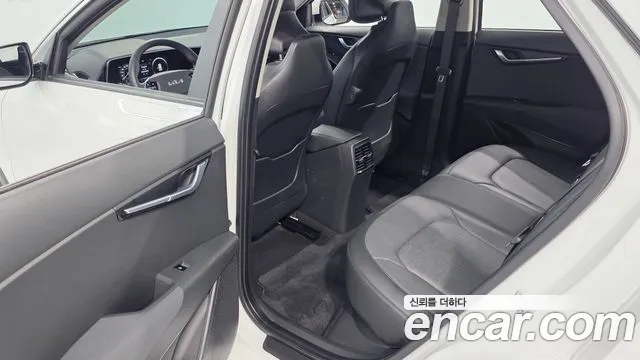 Kia Niro — фото 16