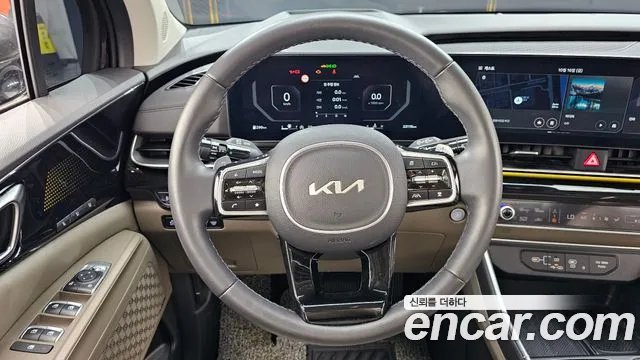 Kia Carnival — фото 13