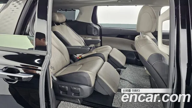 Kia Carnival — фото 26