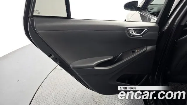 Hyundai Ioniq 5 — фото 25
